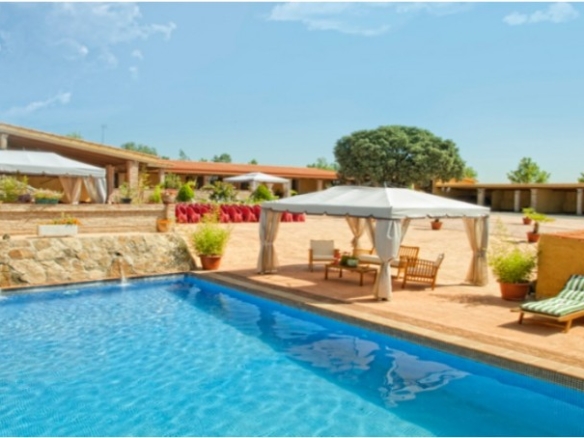 Imagen 3 de Casa de campo-Masía en Venta en Villaviciosa De Odon Madrid