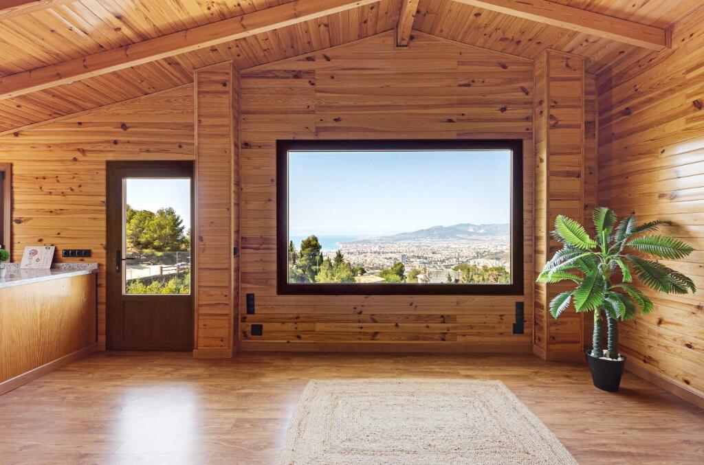 Imagen 3 de Villa exclusiva en la reserva natural de Málaga – vistas incomparables y a estrenar
