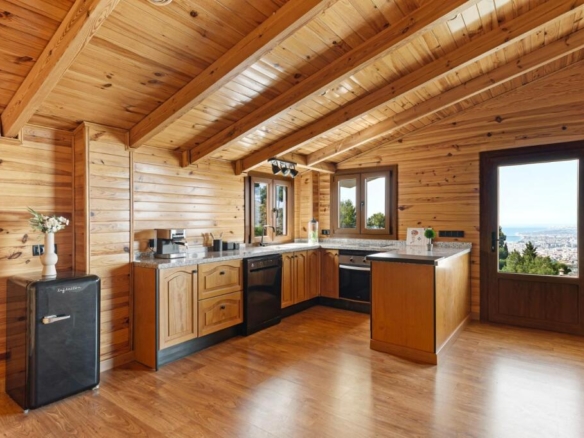 Imagen 4 de Villa exclusiva en la reserva natural de Málaga – vistas incomparables y a estrenar