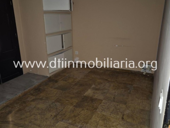 Imagen 4 de SE VENDE CASA CONSISTORIAL LA PALMA DEL CONDADO