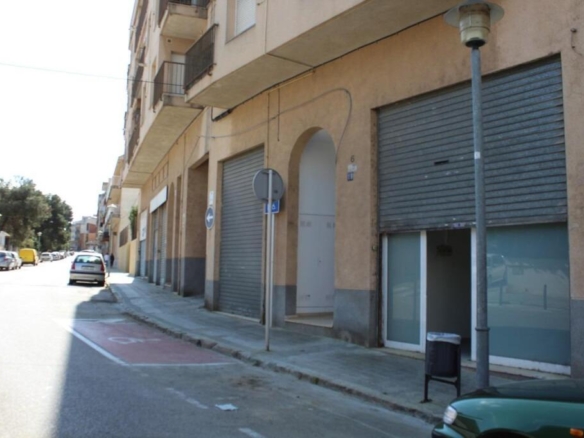 Imagen 1 de LOCAL COMERCIAL EN EL VENDRELL