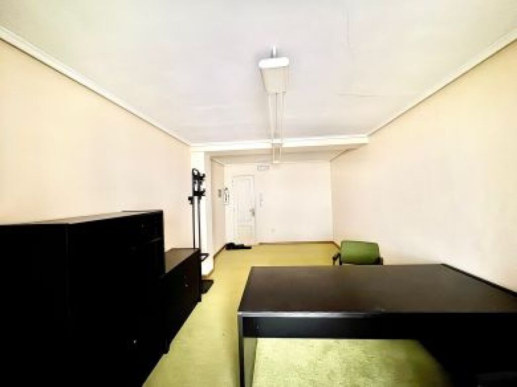 Imagen 4 de Oficina en Venta en Vitoria CASCO MEDIEVAL Álava