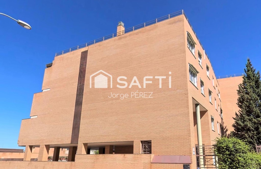 Imagen 1 de Safti vende trastero en Toledo.