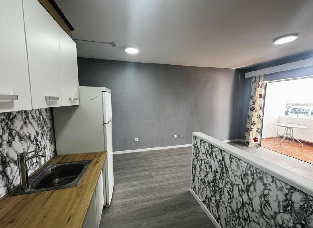 Imagen 4 de Oportunidad de inversión en Los Cristianos – Complejo Chipeque