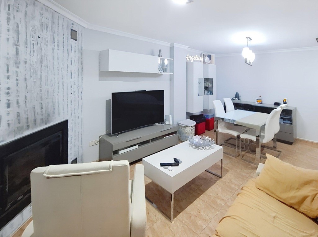 Imagen 2 de FANTASTICO CHALET ADOSADO EN LLANERA DE RANES