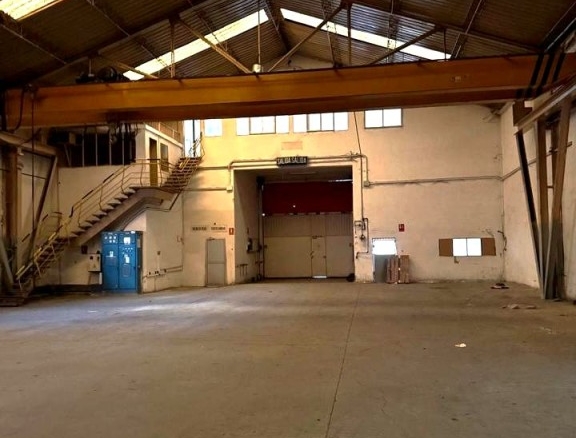 Imagen 2 de Impresionante nave industrial 4000m² en Valladolid