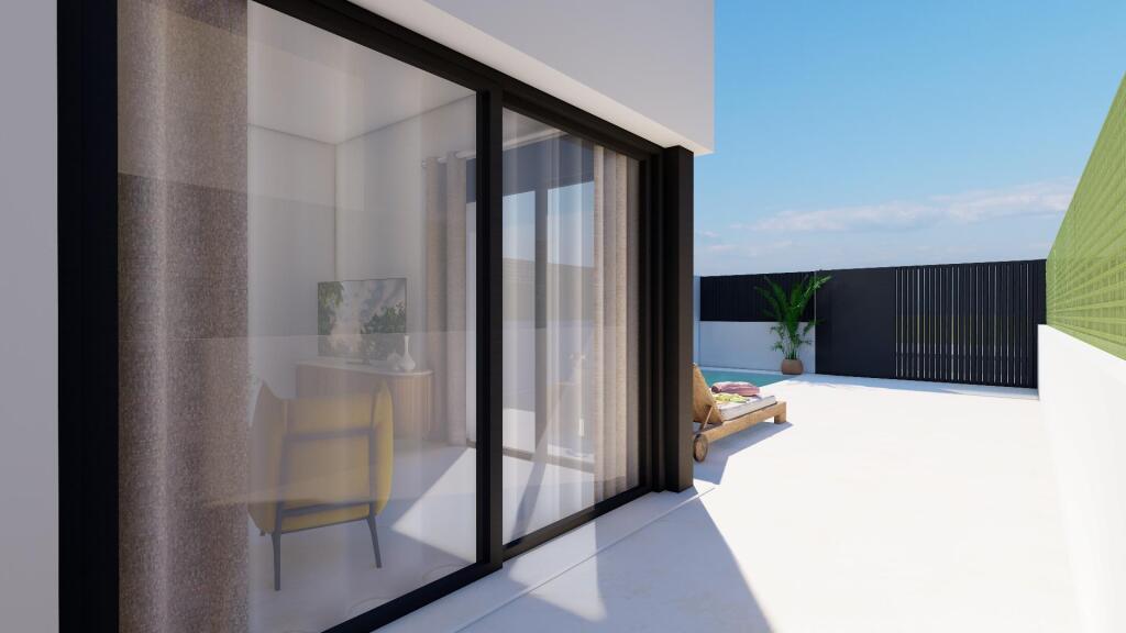 Imagen 2 de Elegantes villas adosadas de obra nueva con piscina privada cerca del mar en Santiago de la Ribera