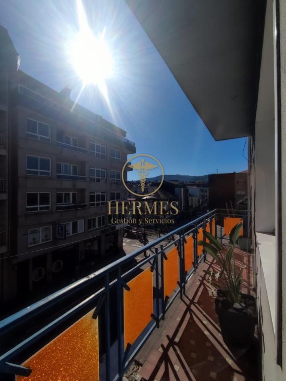 Imagen 2 de Piso reformado en el centro de Porriño!!