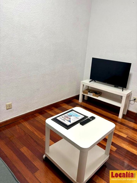 Imagen 4 de Piso con ascensor y portero en venta en Santander