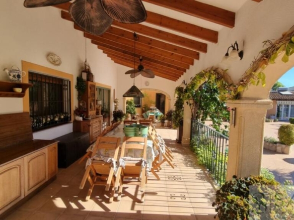 Imagen 2 de Casa-Chalet en Venta en Alicante Alicante