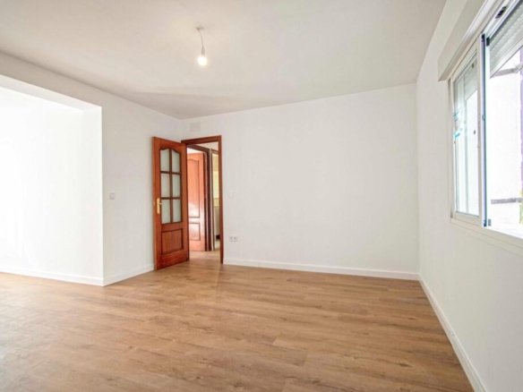 Imagen 2 de Estupendo piso en Polígono San Pablo