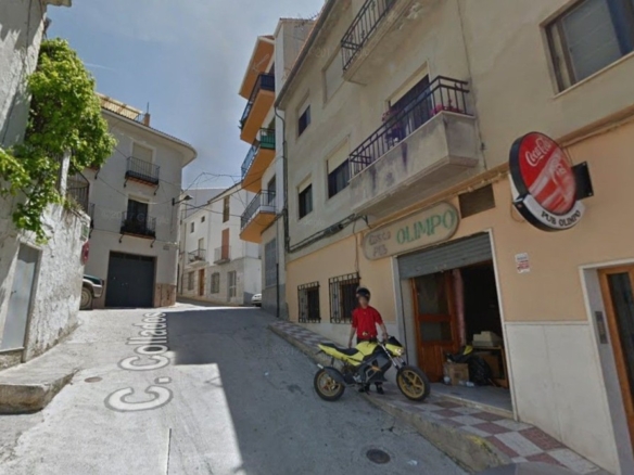 Imagen 2 de Local comercial en Venta en Castillo De Locubin Jaén