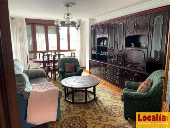 Imagen 2 de Estupendo piso con garaje y trastero en Suances.