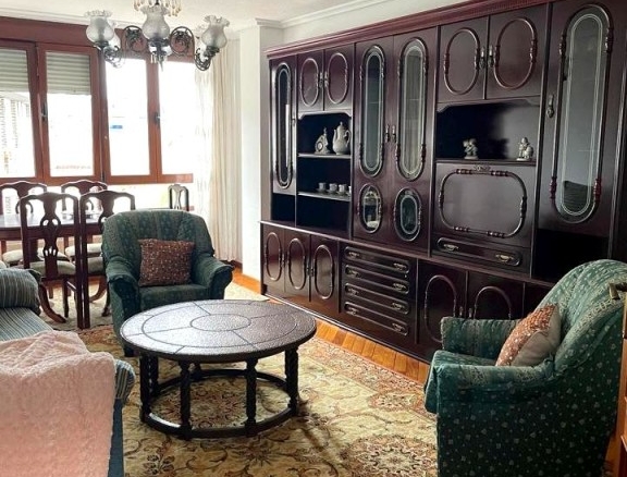 Imagen 3 de Estupendo piso con garaje y trastero en Suances.