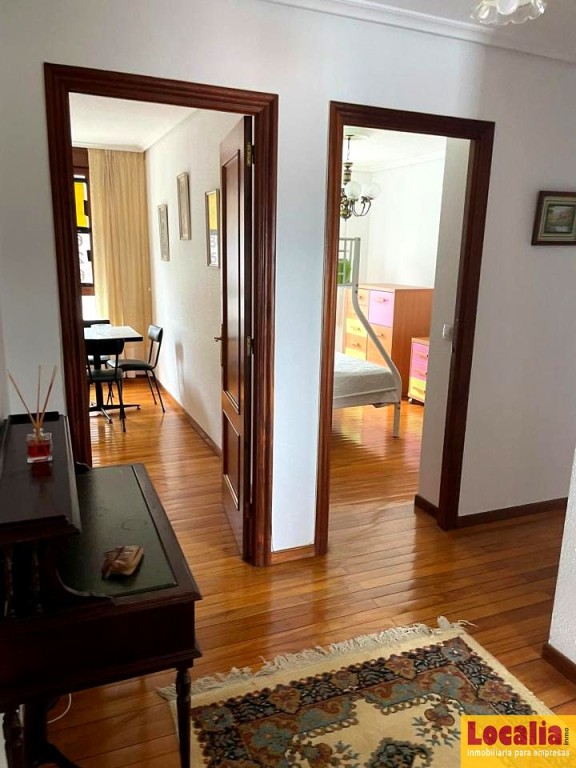 Imagen 4 de Estupendo piso con garaje y trastero en Suances.