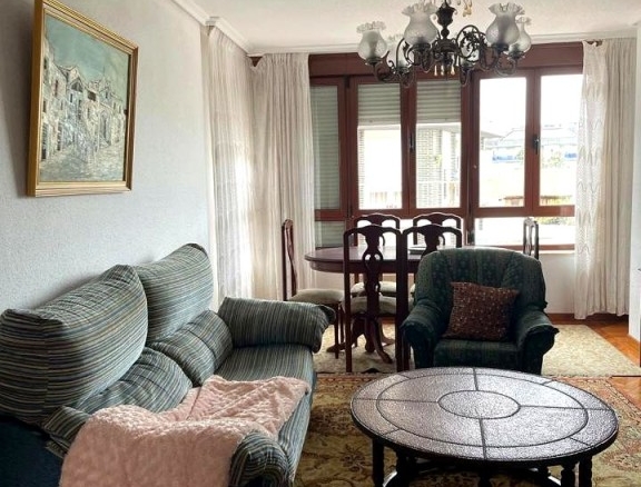 Imagen 1 de Estupendo piso con garaje y trastero en Suances.