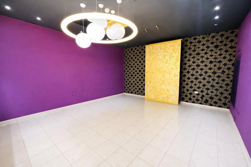 Imagen 2 de Se vende local comercial en la Milla de Oro – Playa de las Américas