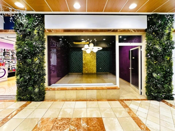 Imagen 1 de Se vende local comercial en la Milla de Oro – Playa de las Américas