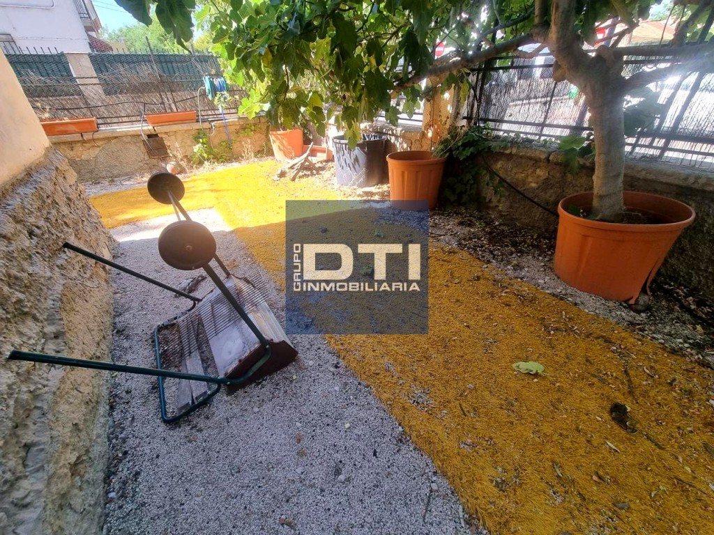 Imagen 3 de Casa en zona Fátima con gran potencial para diseñar a tu gusto. Albacete