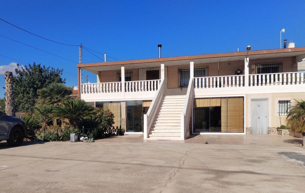 Imagen 1 de Casa-Chalet en Venta en Novelda Alicante