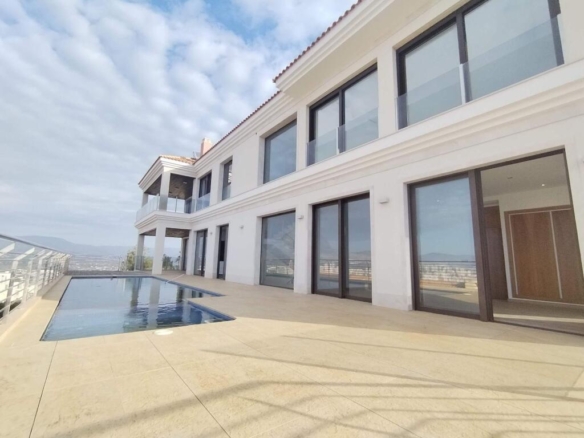 Imagen 3 de Casa-Chalet en Venta en Benidorm Alicante
