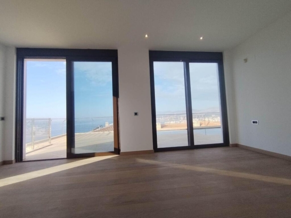 Imagen 4 de Casa-Chalet en Venta en Benidorm Alicante