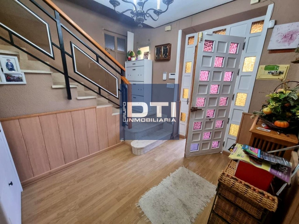 Imagen 4 de Chalet pareado en zona Fátima con amplitud y excelente comunicación. Albacetej