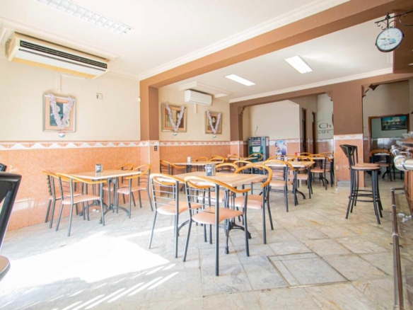 Imagen 3 de Gran oportunidad de negocio en Alcalá de Guadaíra!!