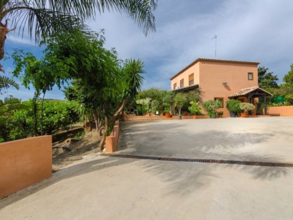 Imagen 3 de Casa-Chalet en Venta en Arroyo Vaquero Málaga