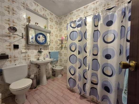 Imagen 3 de Local comercial en Venta en Algeciras Cádiz