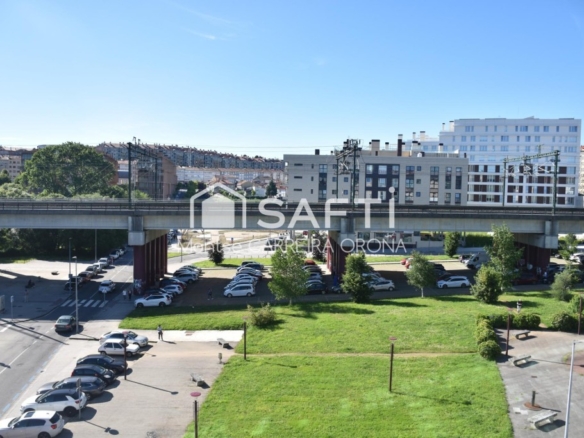 Imagen 1 de Exclusivo y espectacular piso de 4 habitaciones en una localización inmejorable.