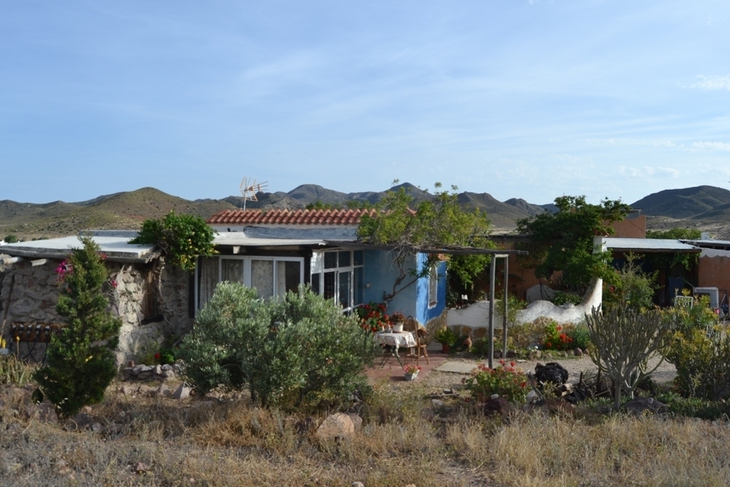 Imagen 2 de Casa de campo-Masía en Venta en Boca De Los Frailes Almería