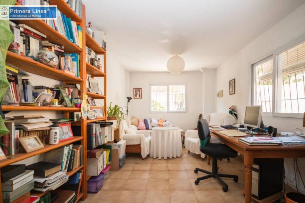 Imagen 2 de Venta de adosado en el centro de Cabo de Palos