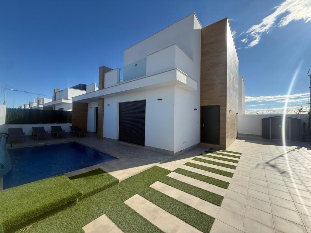 Imagen 1 de Chalet en venta - Residencial El Alba (Roldán)