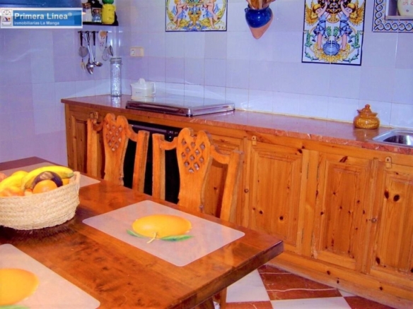 Imagen 3 de VILLA DE LUJO EN EL CENTRO DE CABO DE PALOS