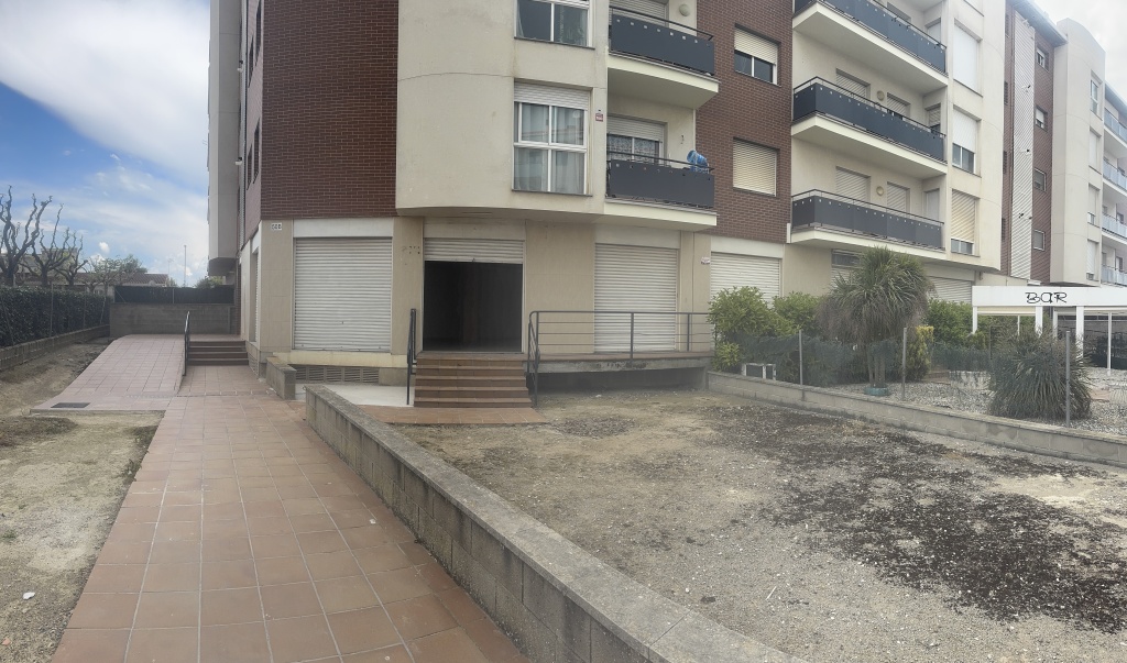 Imagen 3 de Local comercial en Venta en Cervera Lleida
