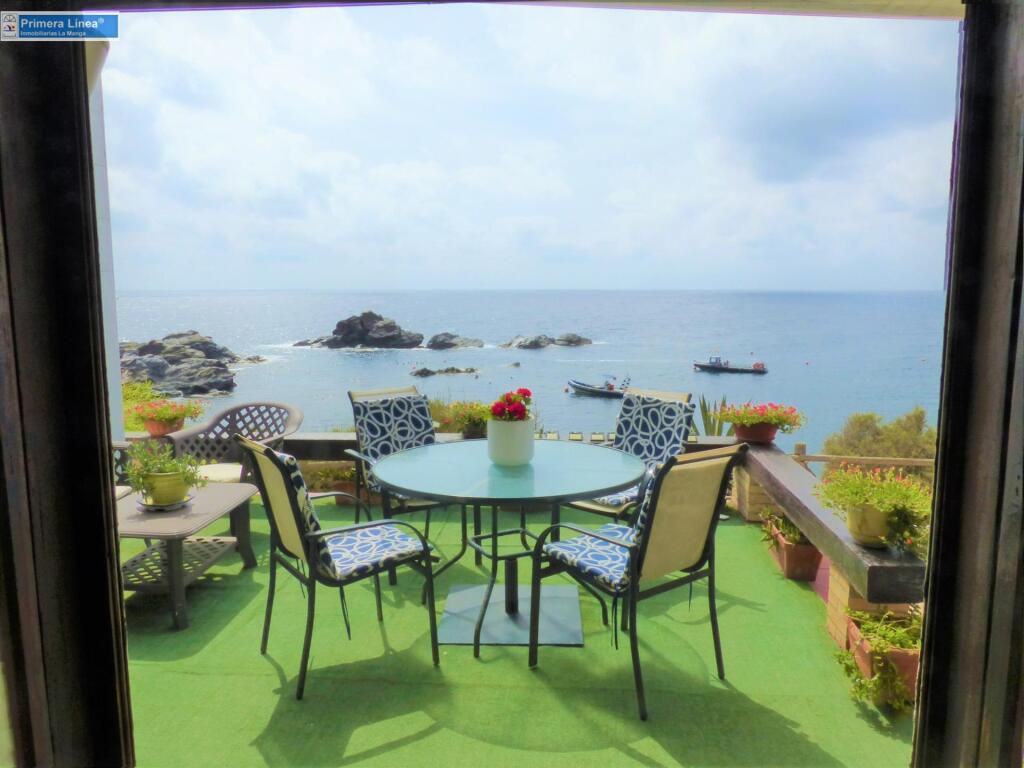 Imagen 4 de VENTA DE CHALET EN 1º LINEA DEL FARO DE CABO DE PALOS