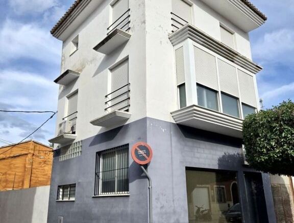 Imagen 1 de Casa-Chalet en Venta en Benirredrà Valencia