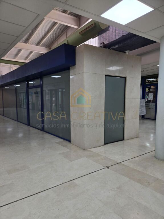 Imagen 3 de Local comercial en Alquiler en Valencia Valencia