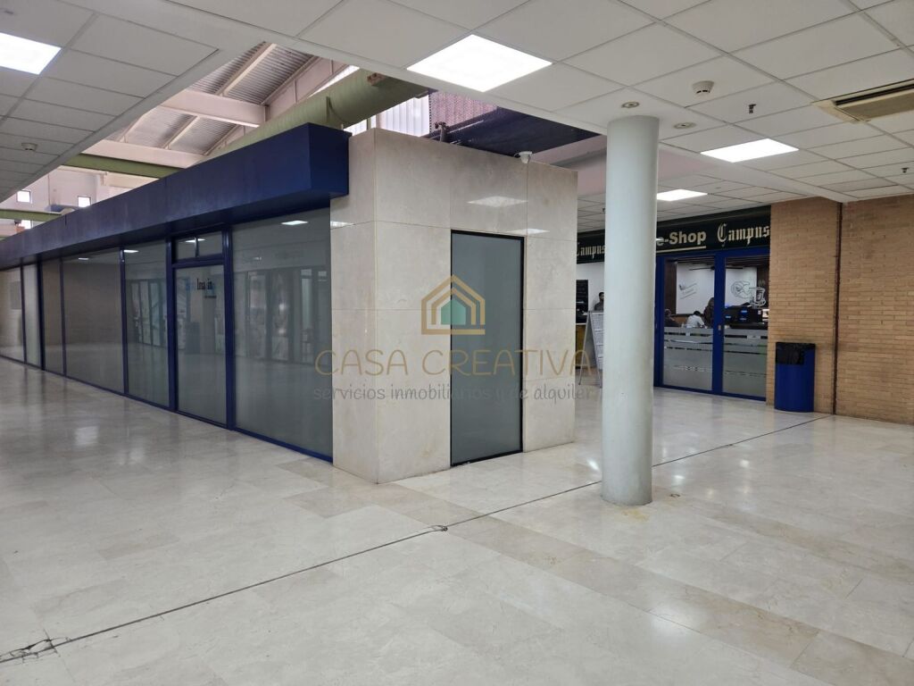 Imagen 4 de Local comercial en Alquiler en Valencia Valencia