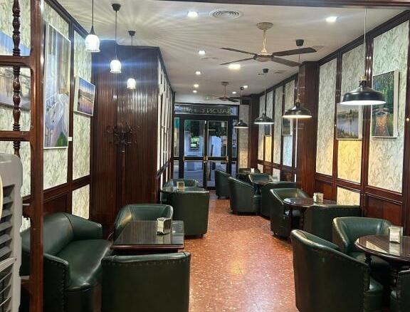 Imagen 3 de Magnífica oportunidad de negocio en San Juan de Aznalfarache!!!