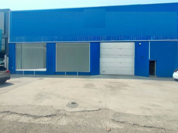 Imagen 3 de Nave industrial en Alquiler en Alicante Alicante