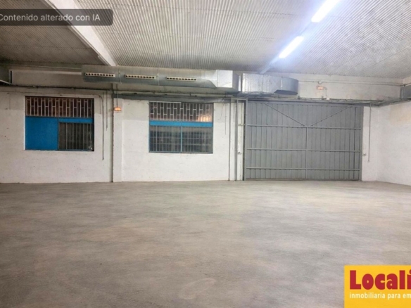 Imagen 2 de Nave industrial con patio propio