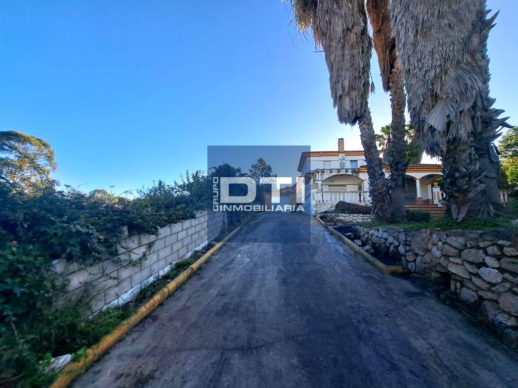 Imagen 1 de Casa en venta en C. Alhucema