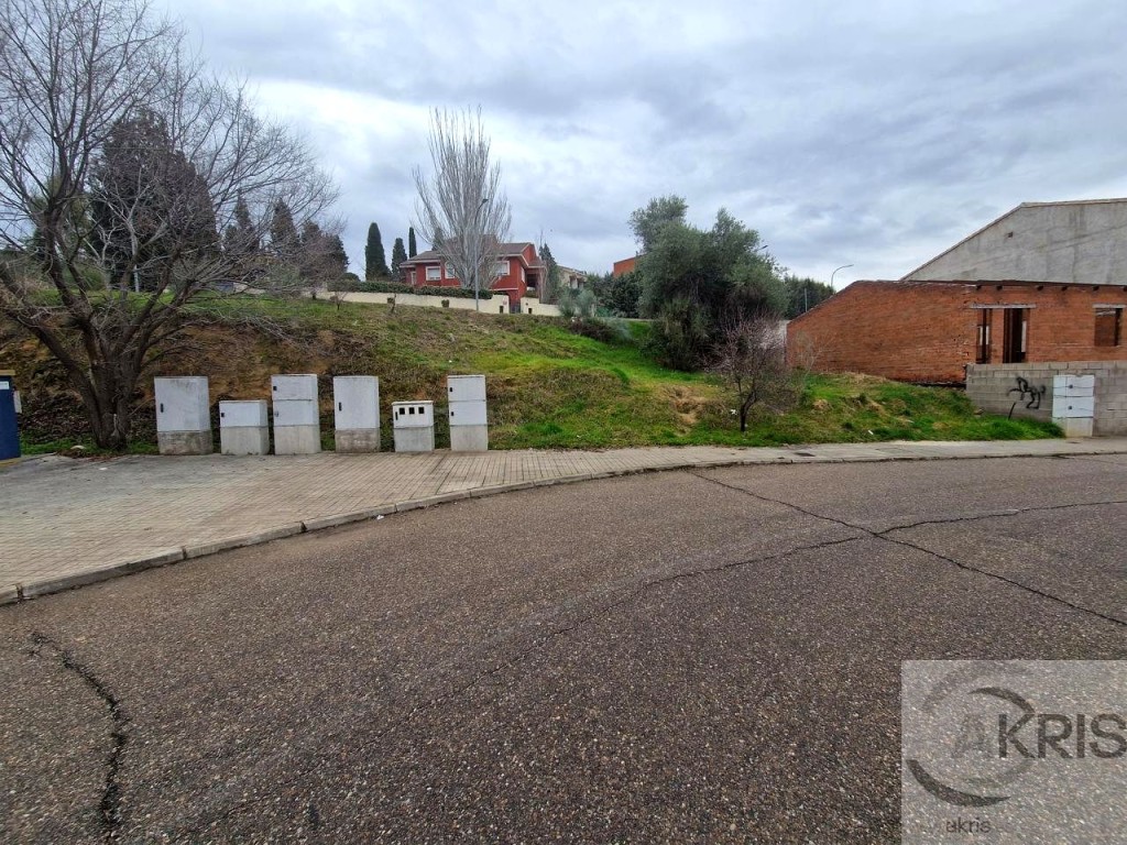 Imagen 4 de ?️ Solar urbano en Olías del Rey – Sector El Beato