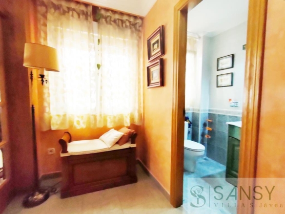 Imagen 2 de Casa-Chalet en Venta en Alicante Alicante