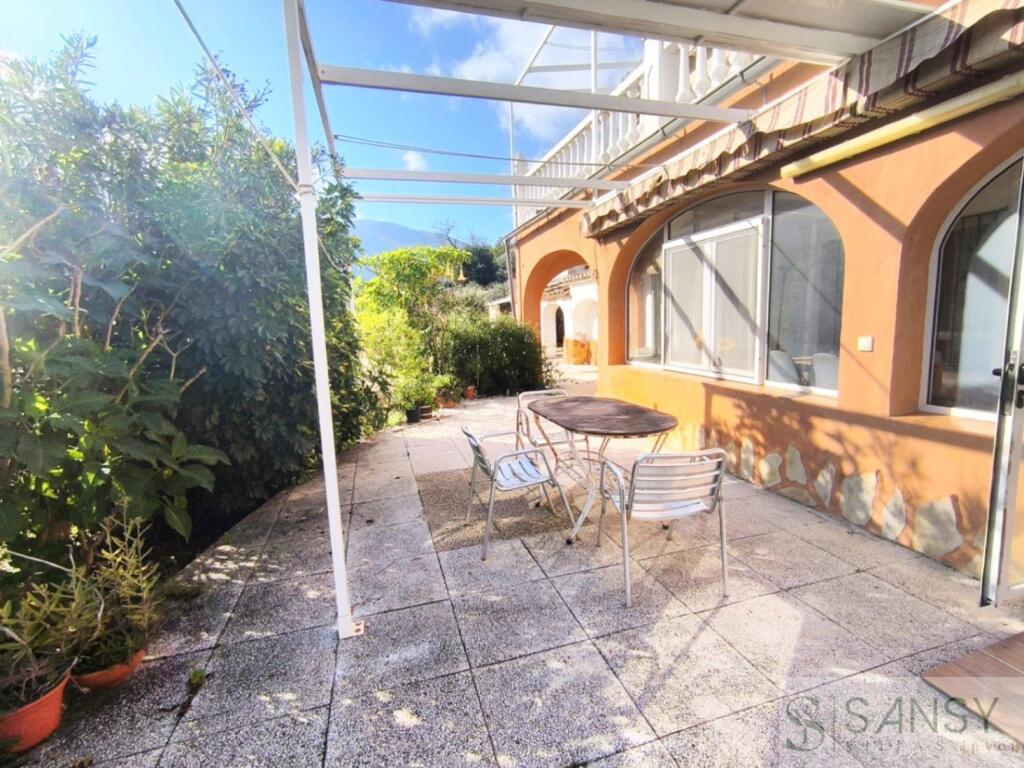 Imagen 2 de Casa-Chalet en Venta en Alicante Alicante