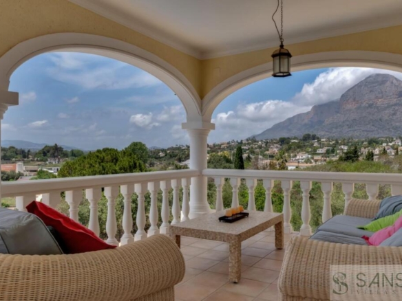 Imagen 4 de Casa-Chalet en Venta en Alicante Alicante