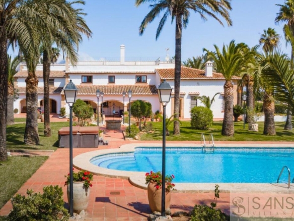 Imagen 2 de Casa-Chalet en Venta en Alicante Alicante