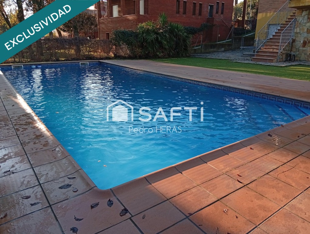 Imagen 1 de Chalet exclusivo con piscina